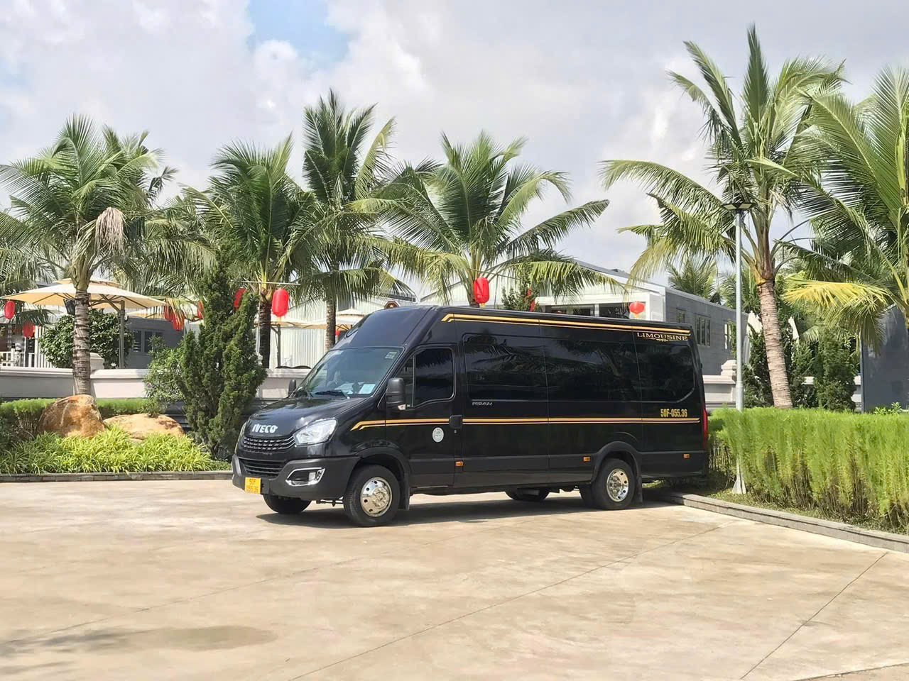 Limousine 11 chỗ